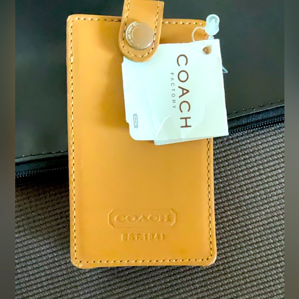 🔖 Rare COACH Mini IPod leather case